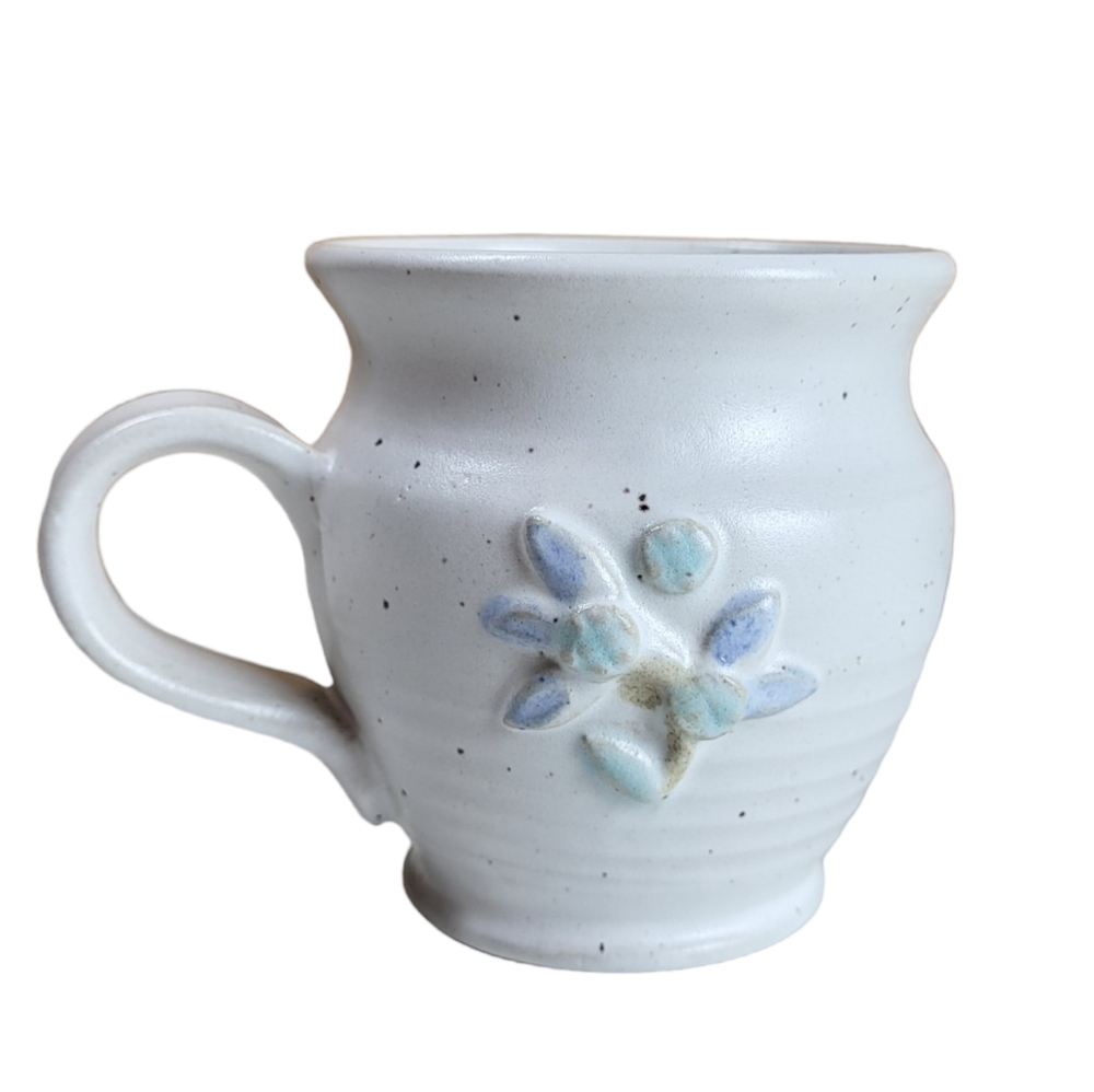 10oz White Speckled Floral Pottery Mug